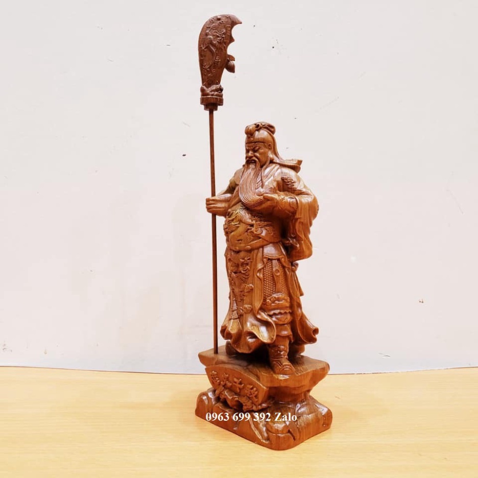 Tượng quan công trung nghĩa bằng gỗ
