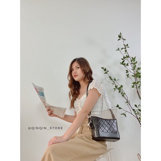 Túi Hobo đế cứng