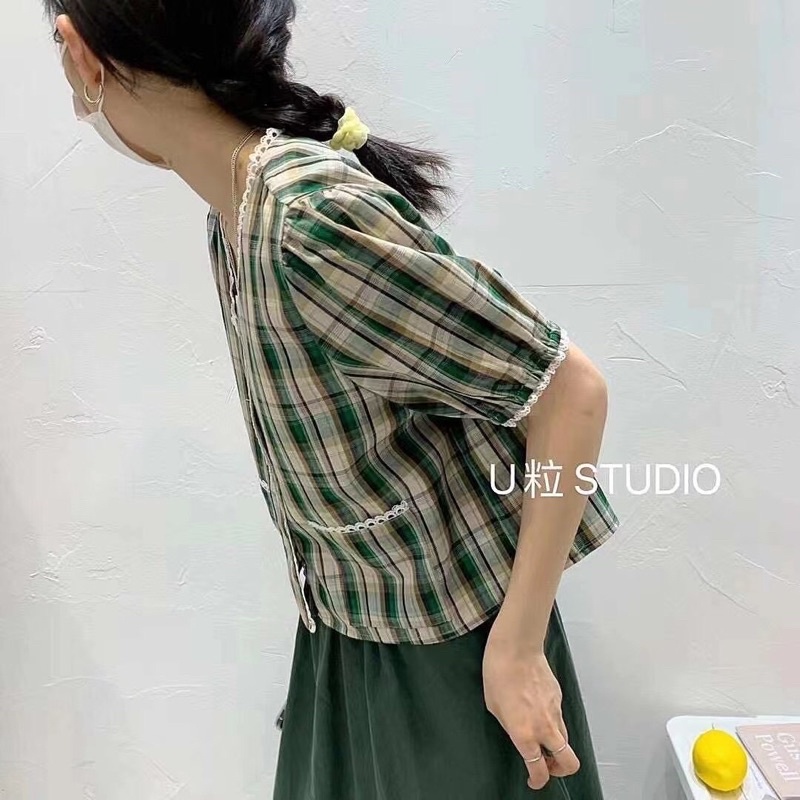 Áo Vintage nữ tay búp viền ren