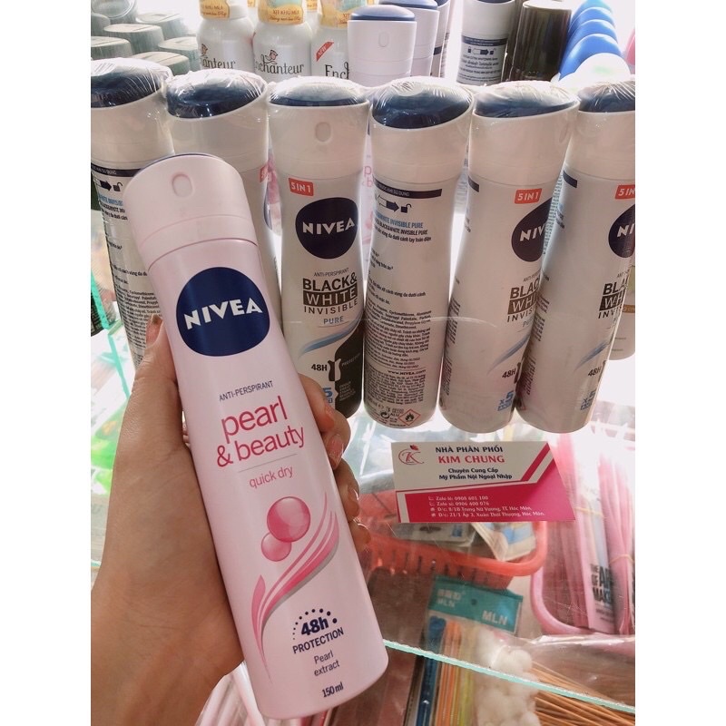 Xịt khử mùi ngăn mùi Nivea Ngtrai Pearl &amp; Beauty 150ml