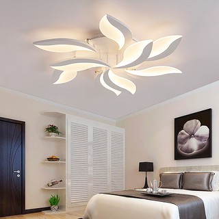 Đèn áp trần hiện đại 5 cánh V7