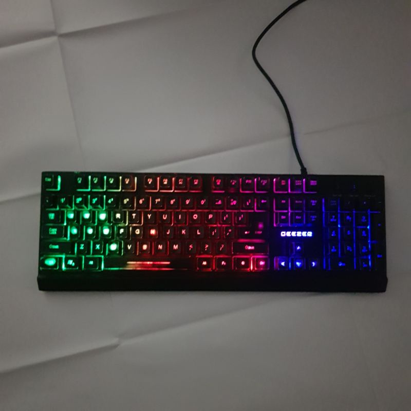 Phím giả cơ Geezer L100G. E-3lue ekm046 hàng qua sử dụng còn tốt