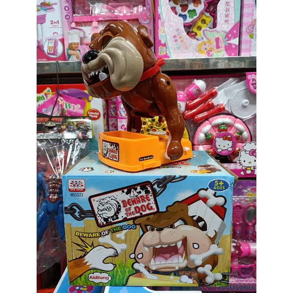 5322 Trò chơi Chó giữ xương vui nhộn BEWARE OF THE DOG (tặng kèm pin)