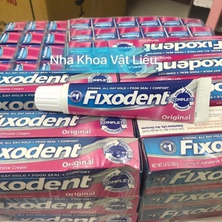 Keo dán hàm răng giả Fixodent 68g