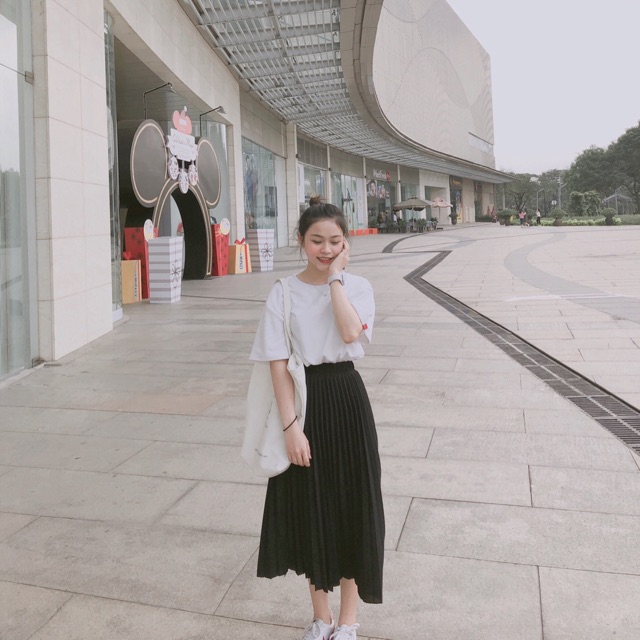 Chân váy xếp ly
