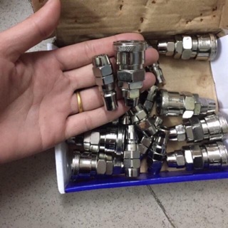 Đầu nối nhanh dây hơi inox phi 8