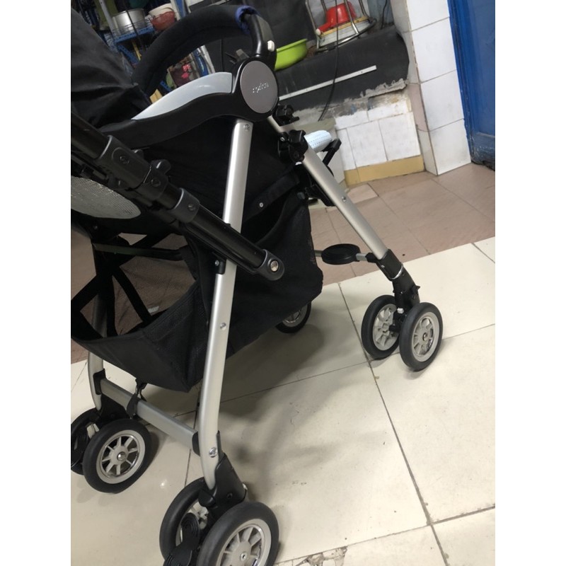 Xe đẩy 2 chiều Aprica Soraria auto 4 cas