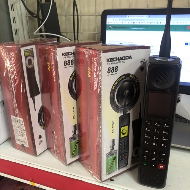 Điện thoại kechaoda 888- 3sim, pin khủng , tất cả đều khủng | BigBuy360 - bigbuy360.vn
