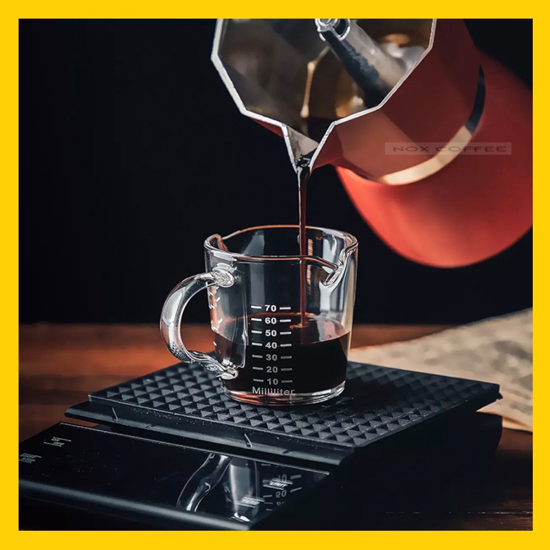 Ly thủy tinh chia vạch có miệng rót đôi dung tích 70ml | Tay cầm thủy tinh