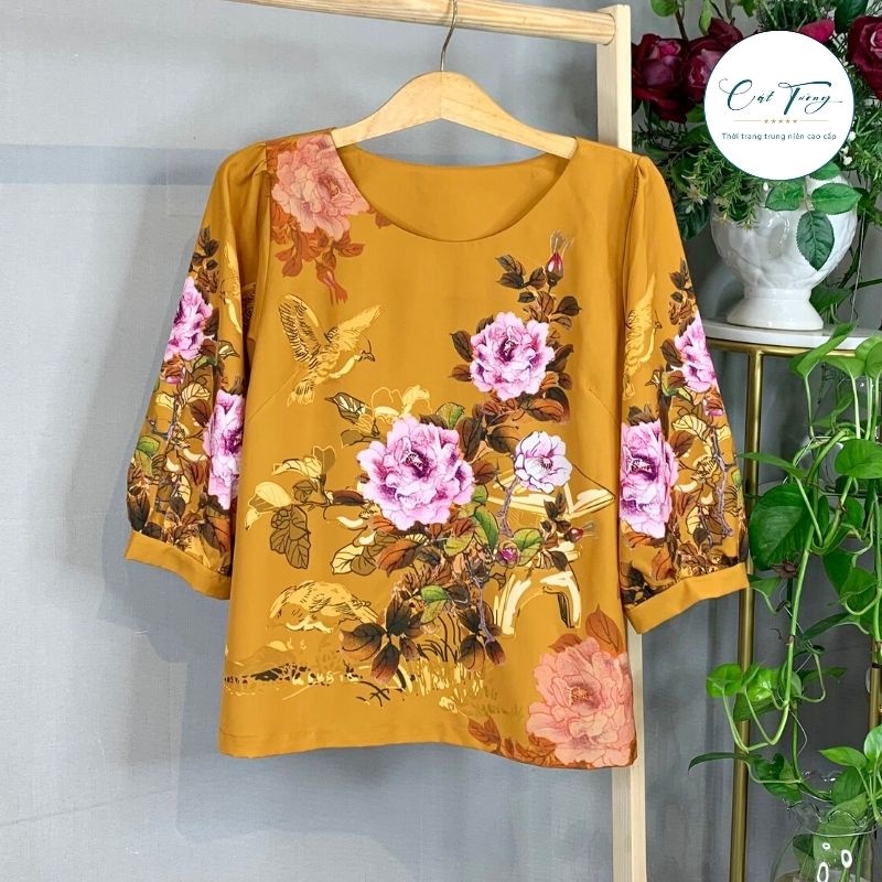 Áo kiểu trung niên Vàng đồng tươi sáng thiết kế đặc biệt sang trọng, quà tặng cho mẹ, cho bà - Thời trang Cát Tường