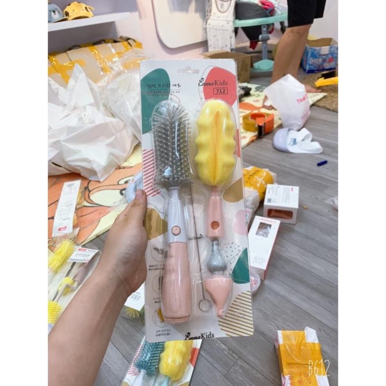 Set cọ rửa bình sữa silicon 4 chi tiết đa năng EMMA KIDS