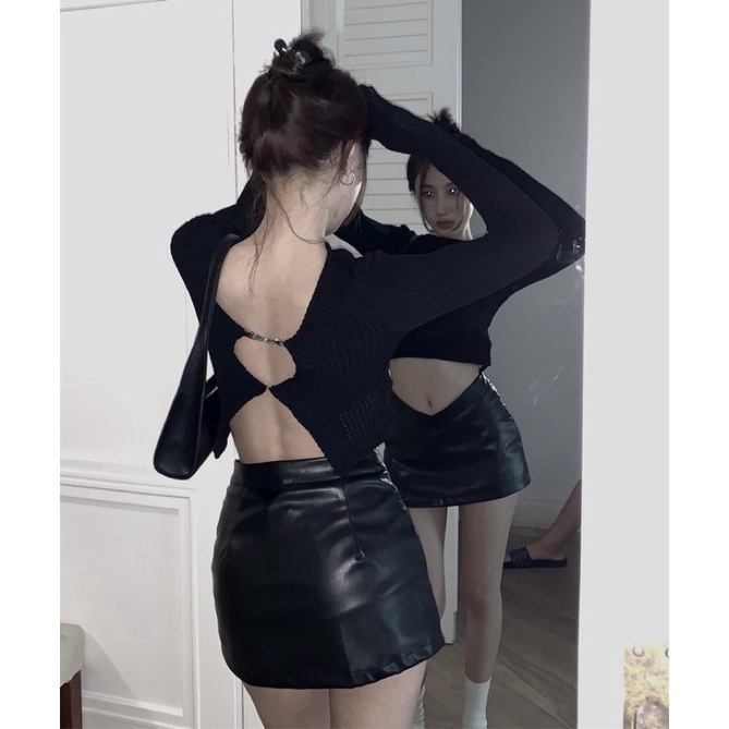 Áo croptop + chân váy da Ulzzang