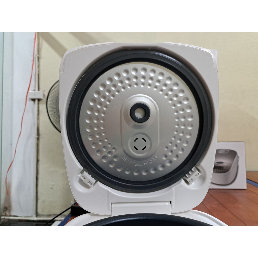 Nồi cơm điện tử Panasonic 1.8 lít SR-CX188SRAM