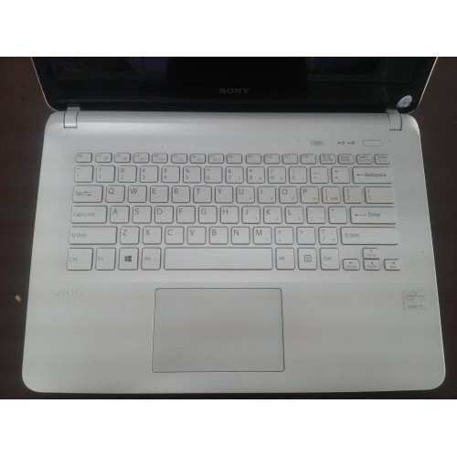 Laptop Sony SVF142C29W - I3 3217u - Webcam - màn hình 14 Inch