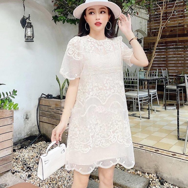 Đầm Ren Cao Cấp