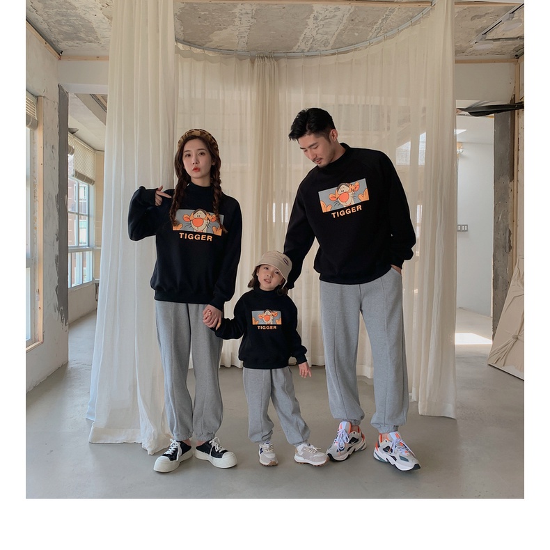 Áo Gia đình Thu Đông Familylove - Mẫu Áo Sweater Family In Hình Chú Hổ Tigger Xinh Xắn  Chất Nỉ Da Cá Cotton 100%
