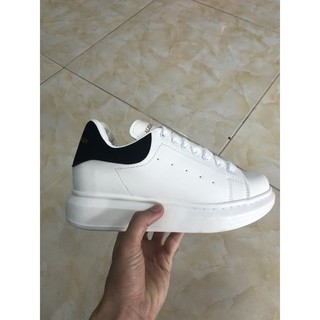 Giày thể thao sneaker mc đen gót nhung mịn