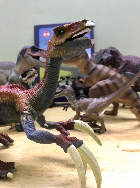 Mô Hình Khủng Long Therizinosaurus