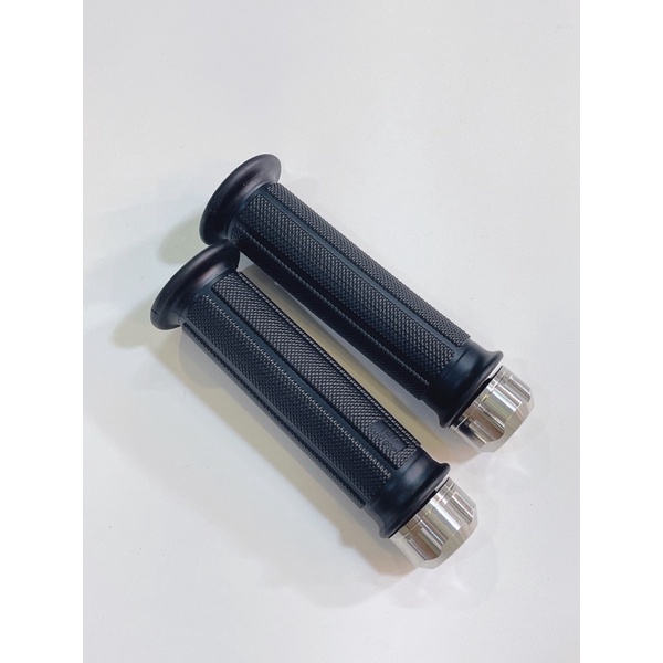 Bao tay chấm bi TBT mẫu mới bao êm chống trơn, lắp thông dụng xe máy