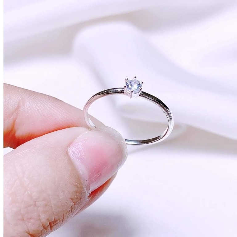 Nhẫn bạc nữ DaLiA Jewelry nhẫn bạc thân trơn đính đá nhỏ xinh