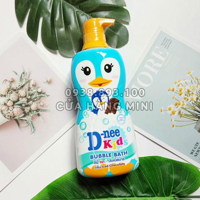 Sữa Tắm Dnee Kids Bubble Bath Hương Socola Đá Hình Chim Cánh Cụt Màu Xanh 400ml