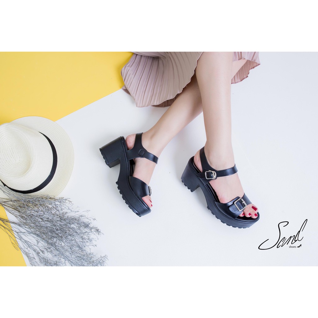 Sandal đế thô quai khóa Sand