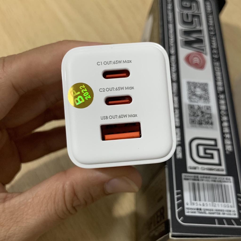 Cốc sạc nhanh GaN 65w cho điện thoại, máy tính bảng táo gồm 2 cổng USB Type C và cổng USB cái - Bảo hành 3 tháng 1 đổi 1