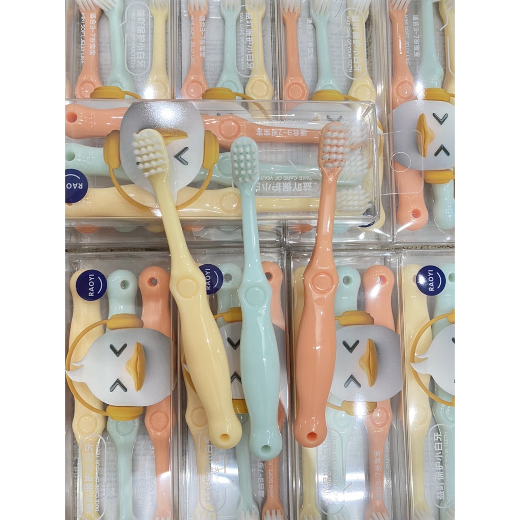 Bàn Chải Đánh Răng Xuất Nhật Set 3 Chiếc cho bé( Sỉ = inbox)