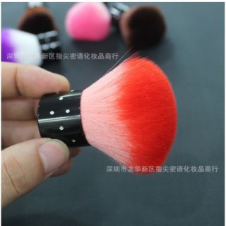 Chổi phủi bụi nail cán ngắn