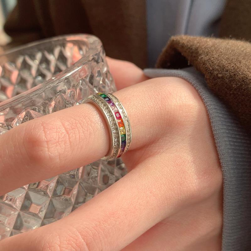 Nhẫn Đính Đá Zircon Màu Cầu Vồng Sang Trọng Thời Trang Cao Cấp Cho Nữ