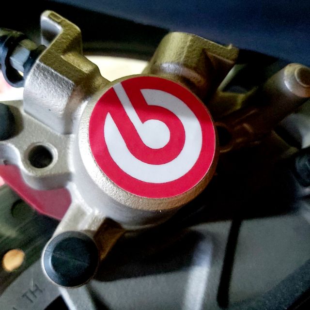 Tem Decal Logo Brembo Hình Tròn Nền Trắng