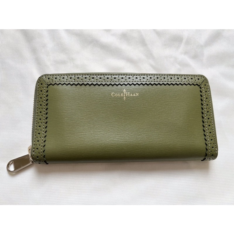 Ví tiền dài, da thật Cole Haan