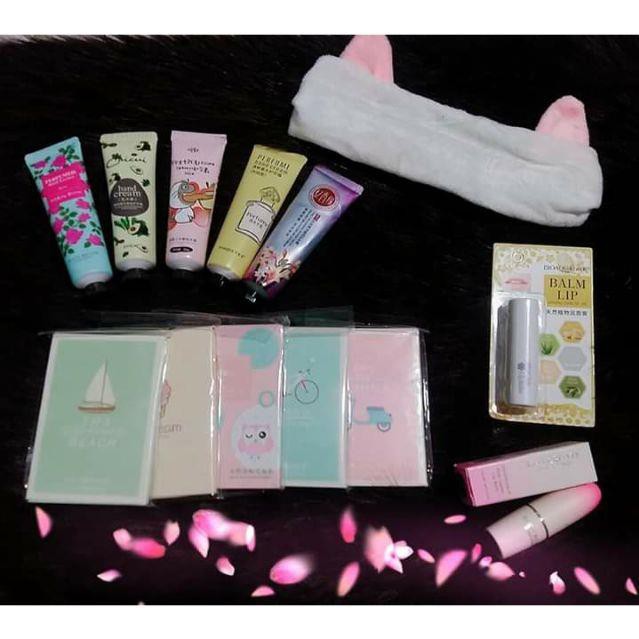 Mini combo mỹ phẩm tiện dụng cho bạn nữ shop Yuki Beauty