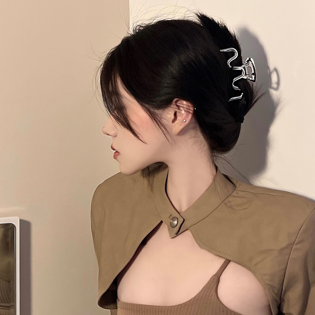 Kẹp Gắp Đầu Cá Mập Bằng Kim Loại Đơn Giản Cá Tính Dễ Phối Đồ Cho Nữ