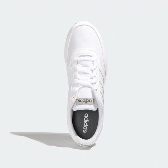 Adidas màu trắng size 38
