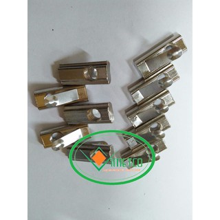 Con chạy lá đàn hồi, con trượt lá