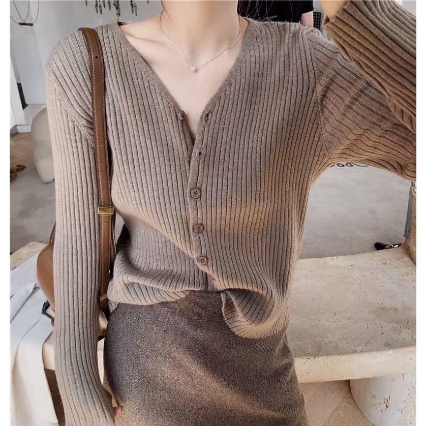 (ORDER) Áo cardigan len gân cổ V mỏng mùa thu sang trọng nhẹ nhàng - Có ảnh thật