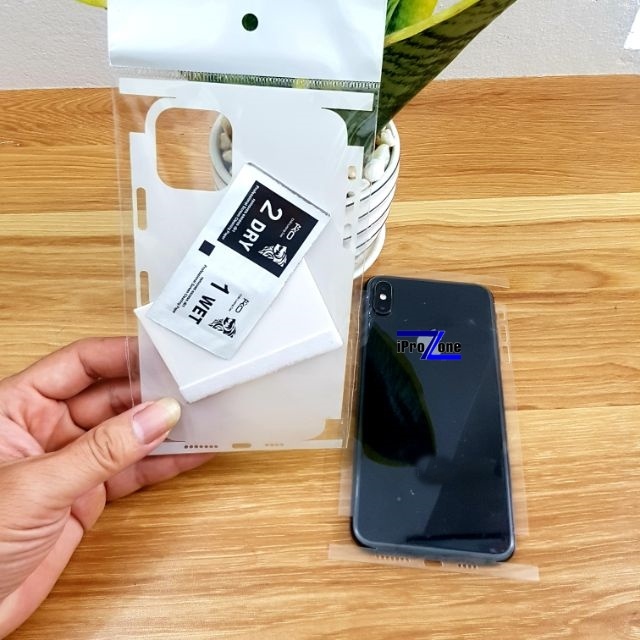 Dán PPF  full viền đục lỗ loa cho IPhone Se 2020 ,  IPhone 7 đến 11 Pro Max , dán lưng tự phục hồi  cao cấp