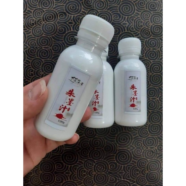 Mực trắng đậm đặc viết trên mọi chất liệu. 120g