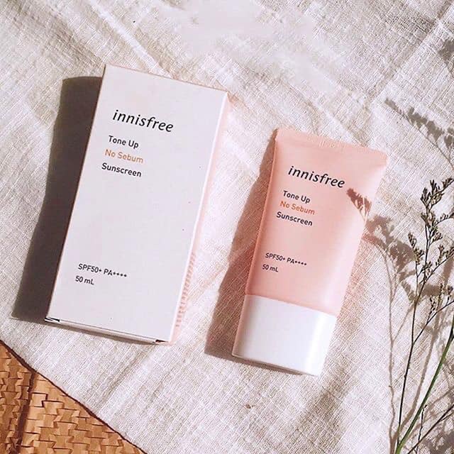 KEM CHỐNG NẮNG INNISFREE TONE UP NO SEBUM SUNSCREEN SPF 50 PA+++