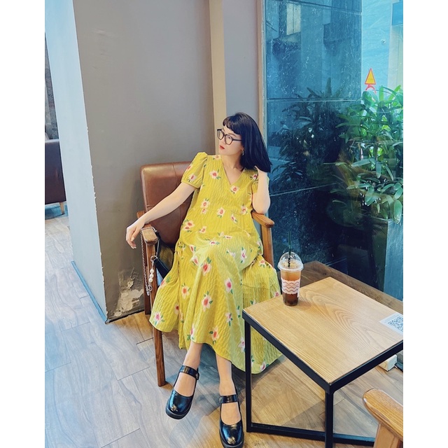 Váy Hoa Cổ Tim Dáng Tầng Xéo Dáng Suông Chất Liệu Vải Đũi Dập Nhăn Mát