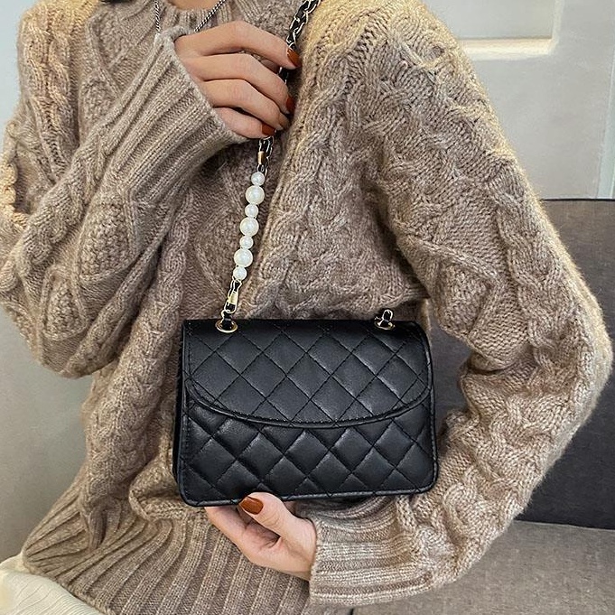 Túi xách đeo chéo nữ phối dây ngọc đi chơi phong cách hàn quốc PK 379