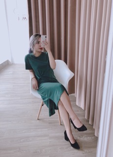 Đầm suông xoắn eo