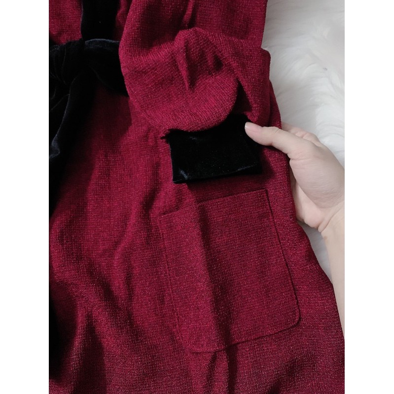 Đầm buộc nơ nhung