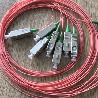 1 dây pigtail SC/UPC, Multimode OM2 dài 1.5M phi 0.9mm(Dây nối quang đa mốt OM2 SC/UPC)