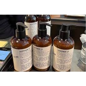 SỮA TẮM NƯỚC HOA LE LABO SANTAL 33 chai 330ml