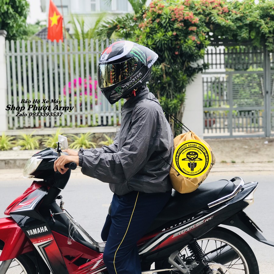 MŨ NÓN BẢO HIỂM ROYAL M138B LÊN TEM SHARK ĐUÔI GIÓ SHARK TẶNG TÚI ĐỰNG MŨ.