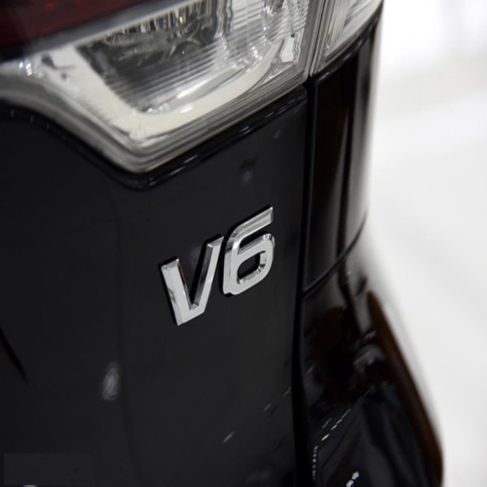 Sản phẩm Decal tem chữ V6 inox dán ô tô G40107 - Kích thước 9×3.5 cm .
