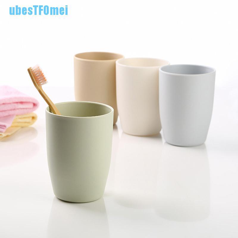 Giá Đỡ Bàn Chải Đánh Răng / Cốc Súc Miệng Bằng Nhựa Tiện Dụng Mang Theo Du Lịch