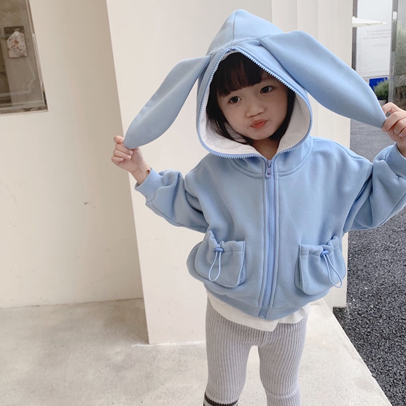 Áo khoác nhung có mũ trùm in họa tiết hoạt hình phong cách Hàn Quốc dễ thương cho bé